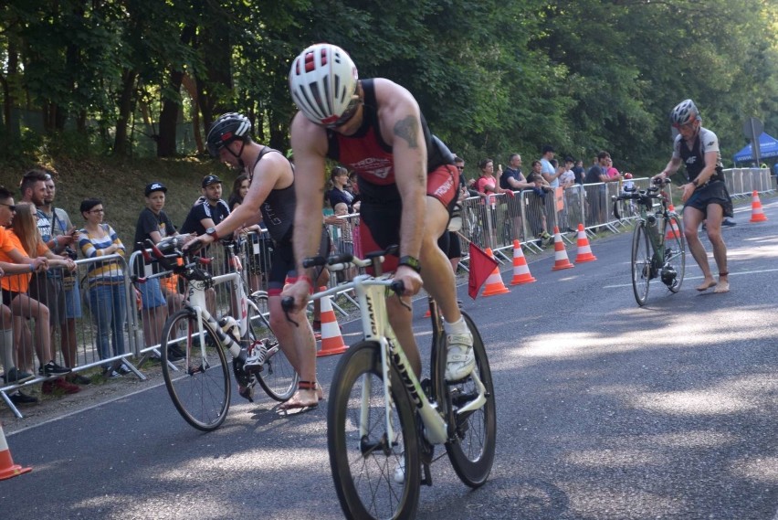 W JBL Sieraków Triathlon wystartowało 2 tys. zawodników.