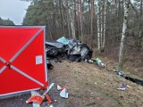 Śmiertelny wypadek w m. Kaki-Mroczki. Zderzenie 3 pojazdów na DK57 w pow. przasnyskim