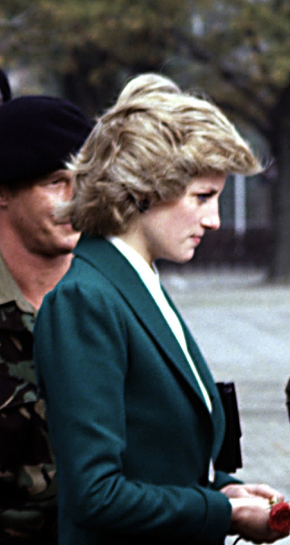 Księżna Diana była jedną z najpopularniejszych członkiń...