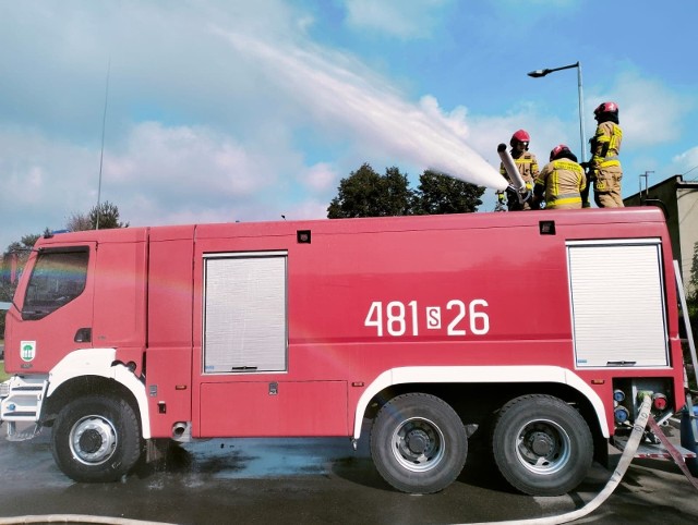 Rządowe wsparcie obejmie siedem ochotniczych drużyn strażackich w regionie.