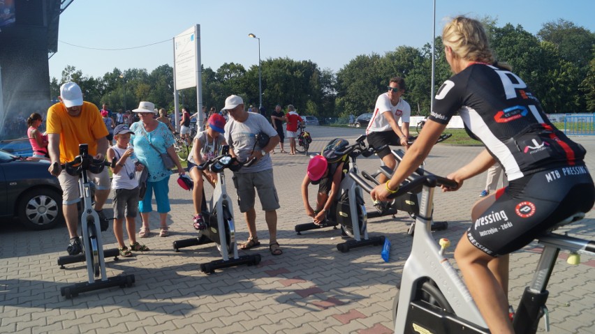 Tour de Pologne 2017 w Jastrzębiu. Kolarze mkną przed siebie