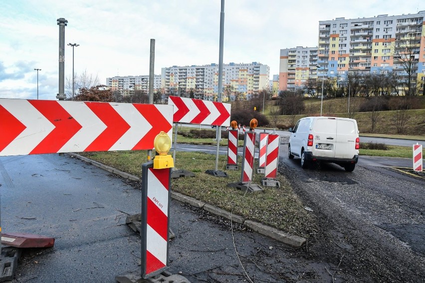 W środę, 2 lutego, po godzinie 18.00 drogowcy przełożyli...