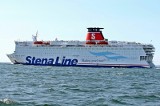 Port Gdynia. Człowiek wypadł do morza z promu Stena Spirit. Trwa akcja ratunkowa