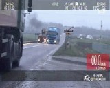 DK 61. Szalony kierowca tira jedzie na czołowe w miejscowości Miecze (wideo)