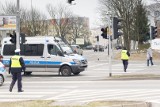 Akcja antyterrorystów w Poznaniu: Inflancka zamknięta. Mieszkańcy ewakuowani. Policja milczy [ZDJĘCIA, WIDEO]