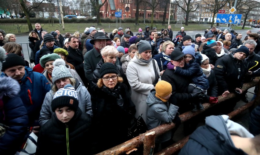 Świętowanie przy Żywej Szopce w centrum Szczecina [ZDJĘCIA, WIDEO]