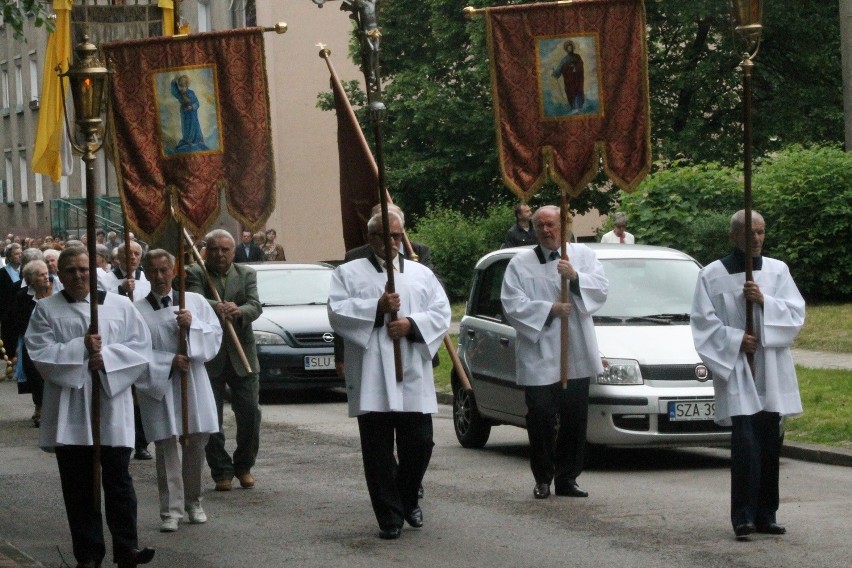 Procesja Bożego Ciała ulicami Zawiercia [FOTO]