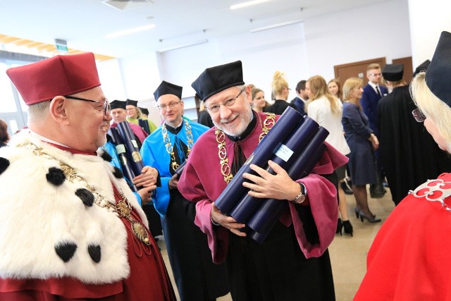 Uniwersytet Mikołaja Kopernika w Toruniu obchodzi swoje święto.