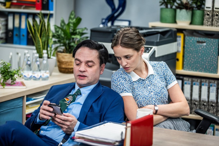 „The Office PL”. Pierwsze odcinki 3. sezonu są już online! Co tym razem wywinie Michał Holc?