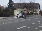 Pożar auta w Rydułtowach: fiat punto spłonął na drodze ZDJĘCIA