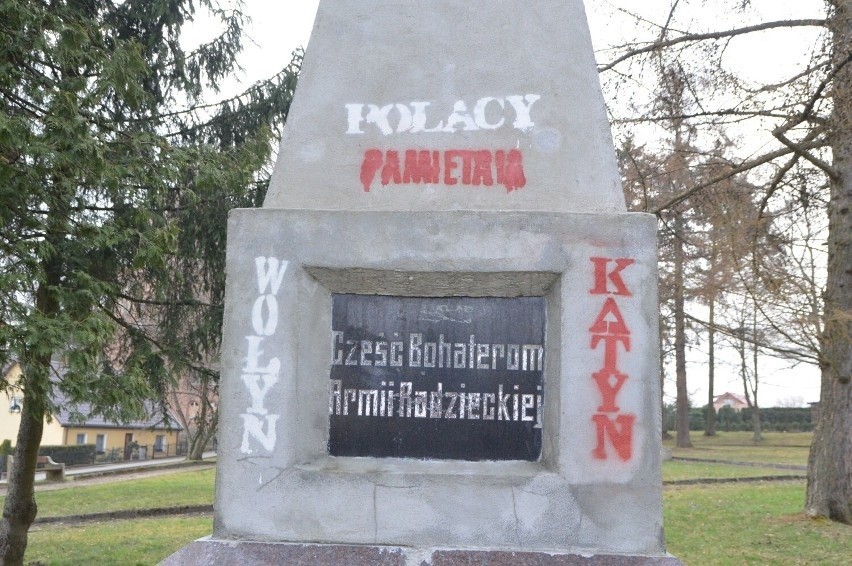 Pomnik ku czci żołnierzy radzieckich w Białym Borze nie zostanie wyburzony