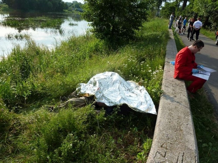 Kalisz: Zwłoki mężczyzny wyłowiono z rzeki