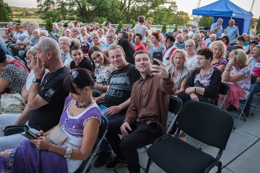 Tarnów. Harmalek Orchestr na tarasie CSM [ZDJĘCIA]