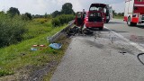 Śmiertelny wypadek motocyklisty na S1 w Podwarpiu. Motocyklista nie żyje, pasażerka walczy o życie