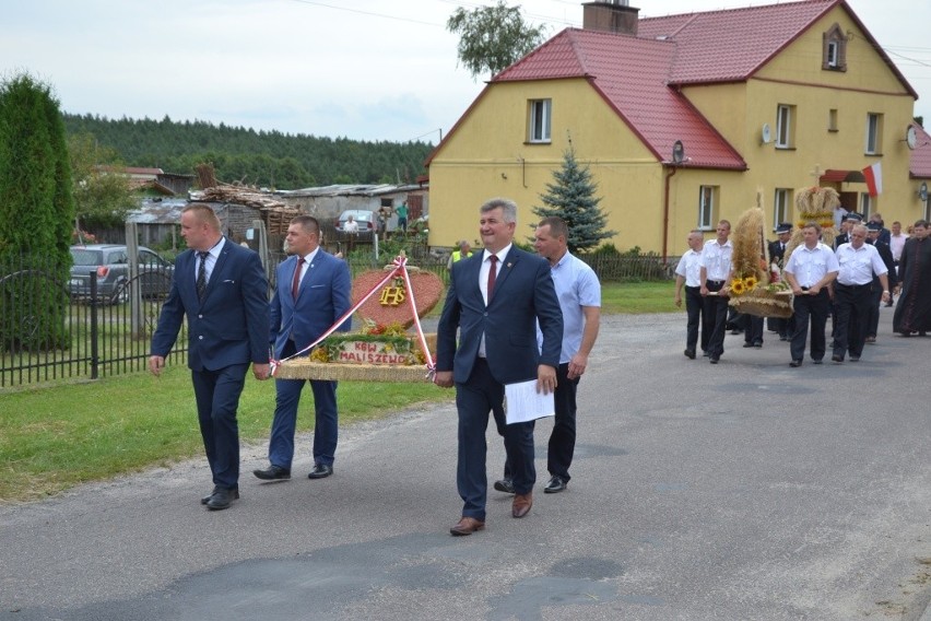 W Brzeźnie na dożynkach dziękowali za plony mieszkańcy gminy Lipno [zdjęcia]