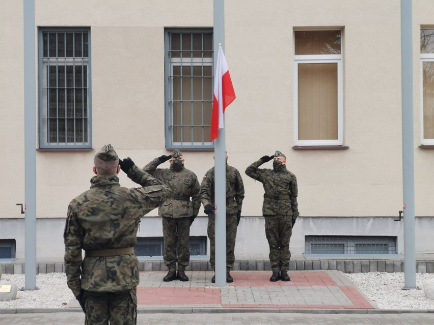 Obchody Dnia Żołnierzy Wyklętych  w Sandomierzu. Apel pamięci i uroczystość na Cmentarzu Katedralnym [DUŻO ZDJĘĆ]