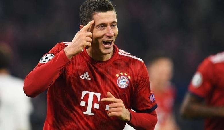 Robert Lewandowski gol na YouTube (WIDEO). Bayern Monachium - Eintracht Frankfurt 5:2. Bundesliga skrót. 23-05-2020