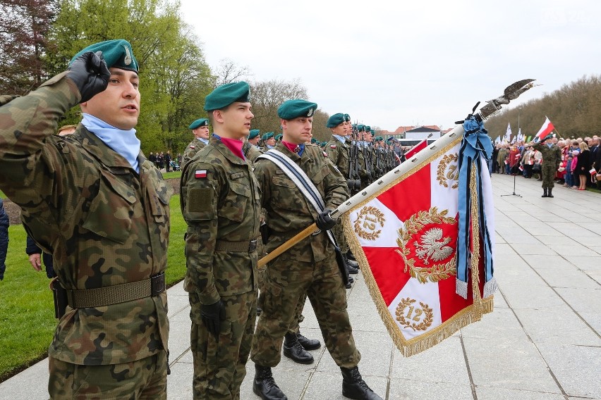 Szczecin świętuje w 226. rocznicę uchwalenia Konstytucji 3 Maja [WIDEO]