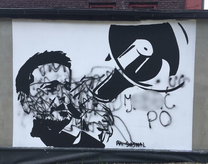 Mural z Trzaskowskim w Katowicach został zniszczony