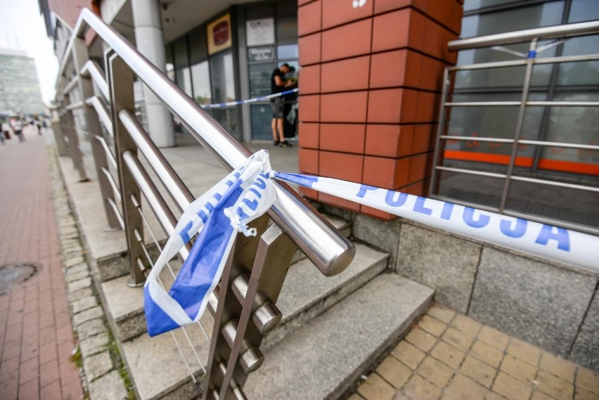 Włamanie z kradzieżą u jubilera w centrum Gdańska. Policja...