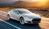 Tesla S sprzedaje się powyżej oczekiwań 