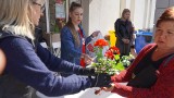 W Zawierciu Dziennik Zachodni oraz partnerzy zorganizowali akcję "Sadzonka za surowce wtórne". Rozdaliśmy kilkaset sadzonek. ZDJĘCIA