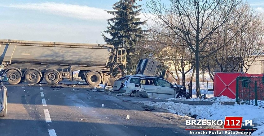 Tragiczny wypadek na DW 964 w Strzelcach Małych