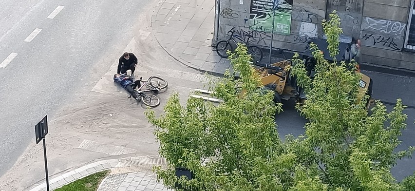 Operator maszyny budowlanej wjechał w rowerzystkę na...