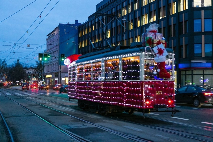 Świąteczny tramwaj w Szczecinie. Z powodu pandemii...