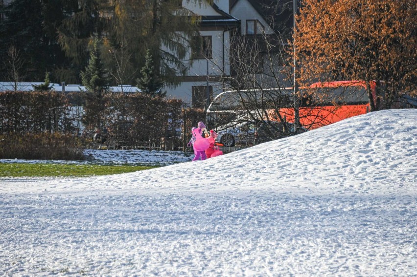 Górka śnieżna na dolnej Równi Krupowej w Zakopanem