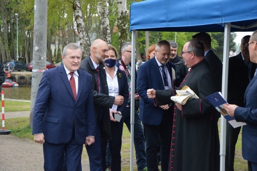 Piotr Gliński w Łebie. Wmurowano kamień węgielny pod budowę Muzeum Archeologii Podwodnej i Rybołówstwa Bałtyckiego