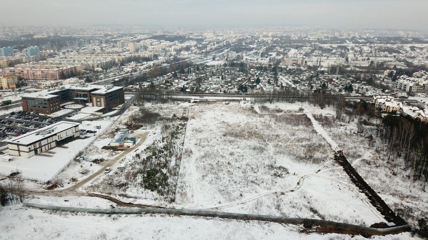 Terem budowy jest już oczyszczony - trwają pierwsze prace