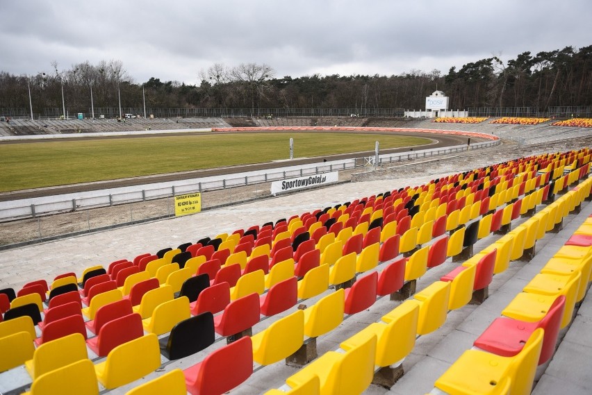 Do remontu stadionu przyczynił się projekt „Sportowy Golaj”...