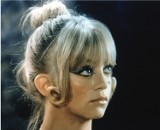 Była ikoną piękności w latach 80. Tak dziś wygląda Goldie Hawn, czyli "Dama za burtą"