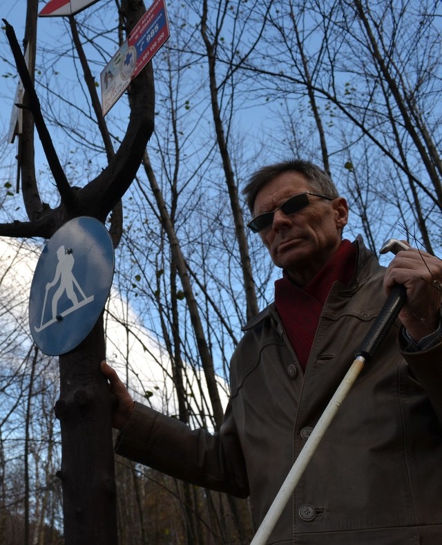 Tadeusz Giercz z Polskiego Związku Niewidomych testował w lutym szlak w Ujsołach. Uważa, że pomysł jest doskonały