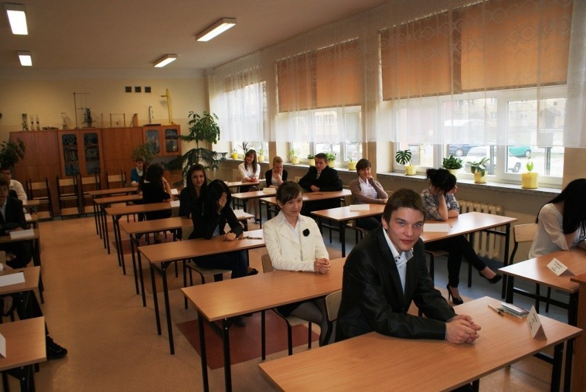 142 uczniów przystąpiło dzisiaj do egzaminu w Gimnazjum nr 1