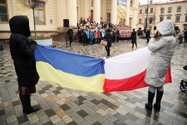 Premier Badenii-Wirtembergii Winfried Kretschmann podziękował Polsce za działania w czasie inwazji Rosji na Ukrainę.