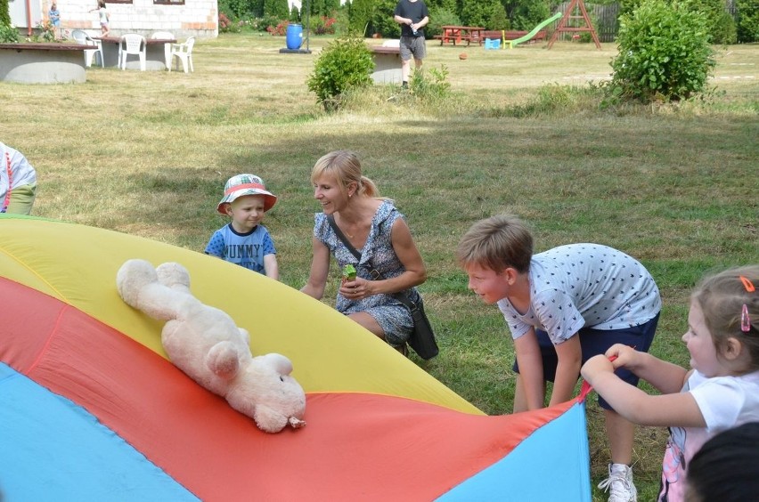 Z piękną pogodą i w dobrych nastrojach upłynął sobotni piknik drumetowskich związkowców (zdjęcia część I)