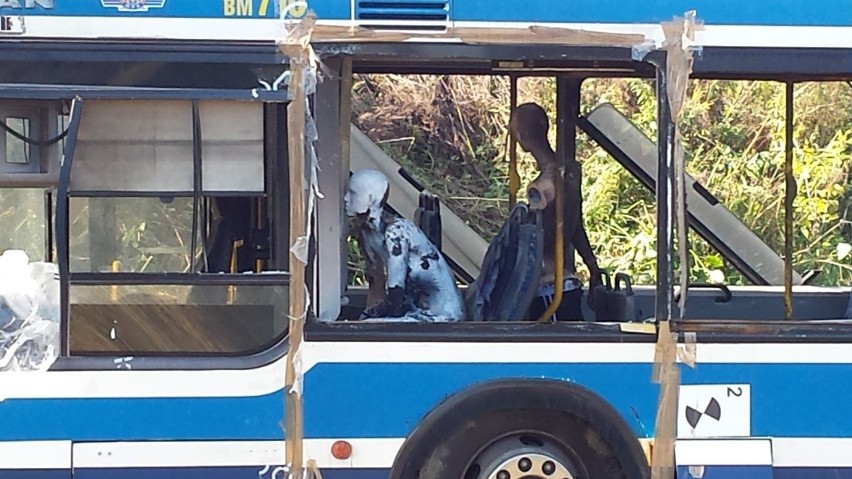 Wrocław: Tak wygląda autobus po wybuchu bomby