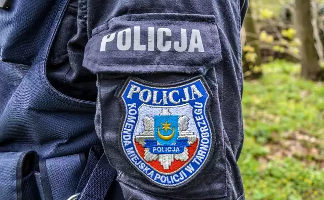 Policjanci przeszukali 33-latka i znaleźli mefedron