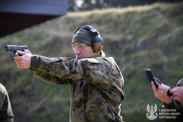 W 6 Mazowieckiej Brygadzie Obrony Terytorialnej odbyło się czwarte w tym roku szkolenie zgodnie z nowym programem strzelań.
