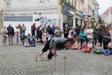 Międzynarodowy Festiwal Sztuki Ulicznej BuskerBus 2020 w Zielonej Górze. Zobacz, co działo się drugiego dnia festiwalu