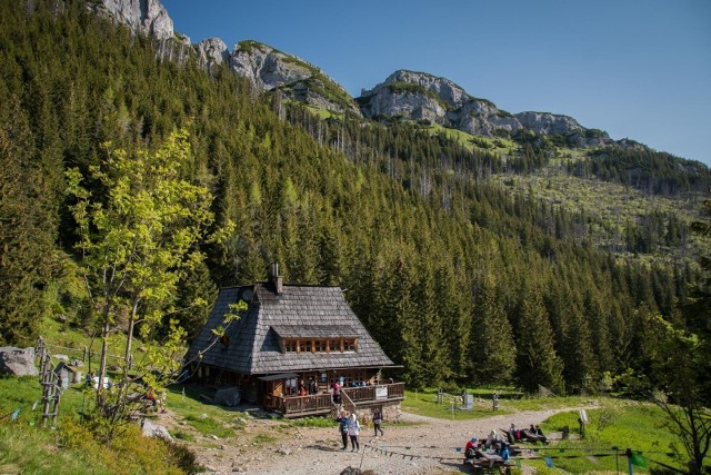 Letnie wędrówki po Tatrach są piękne, ale mogą być także niebezpieczne