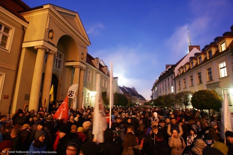 Pielgrzymka Wrocław - Trzebnica: 10 tysięcy wiernych na mszy kończącej pielgrzymkę (ZDJĘCIA)