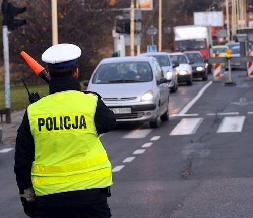 Zamknięty jest odcinek ul. Sczanieckiej od Cyryla i Metodego do Emilii Plater w kierunku centrum.