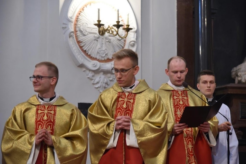 W ubiegłym roku w diecezji łowickiej wyświęcono trzech...