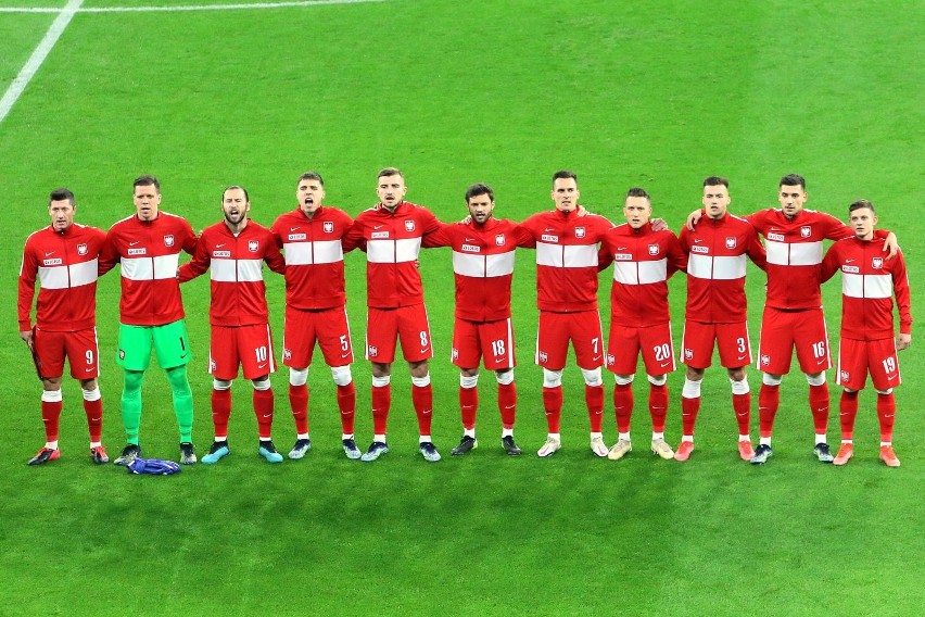 Polska - Islandia 8.06.2021 r. Znamy skład biało-czerwonych! Trener Paulo Sousa znowu mocno zaskoczył. Zagra Robert Lewandowski? [galeria]