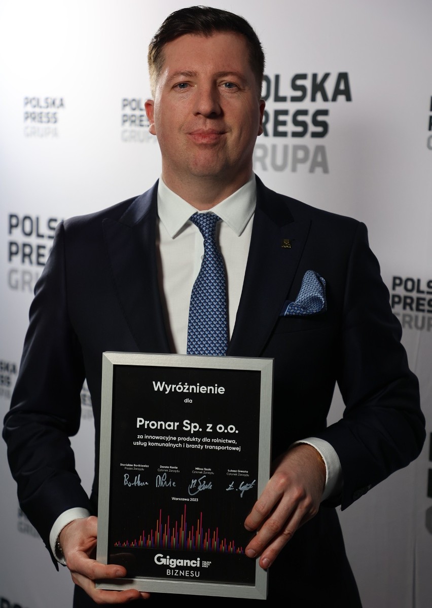 Gala „Giganci Biznesu Polska Press”: Wśród wyróżnionych Pronar Narew 