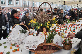 Święcenie pokarmów na Rynku Kościuszki