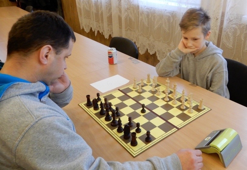 Turniej szachowy w Kaczkowicach. Mały Dawid ostro walczył ze starszymi [ZDJĘCIA]
